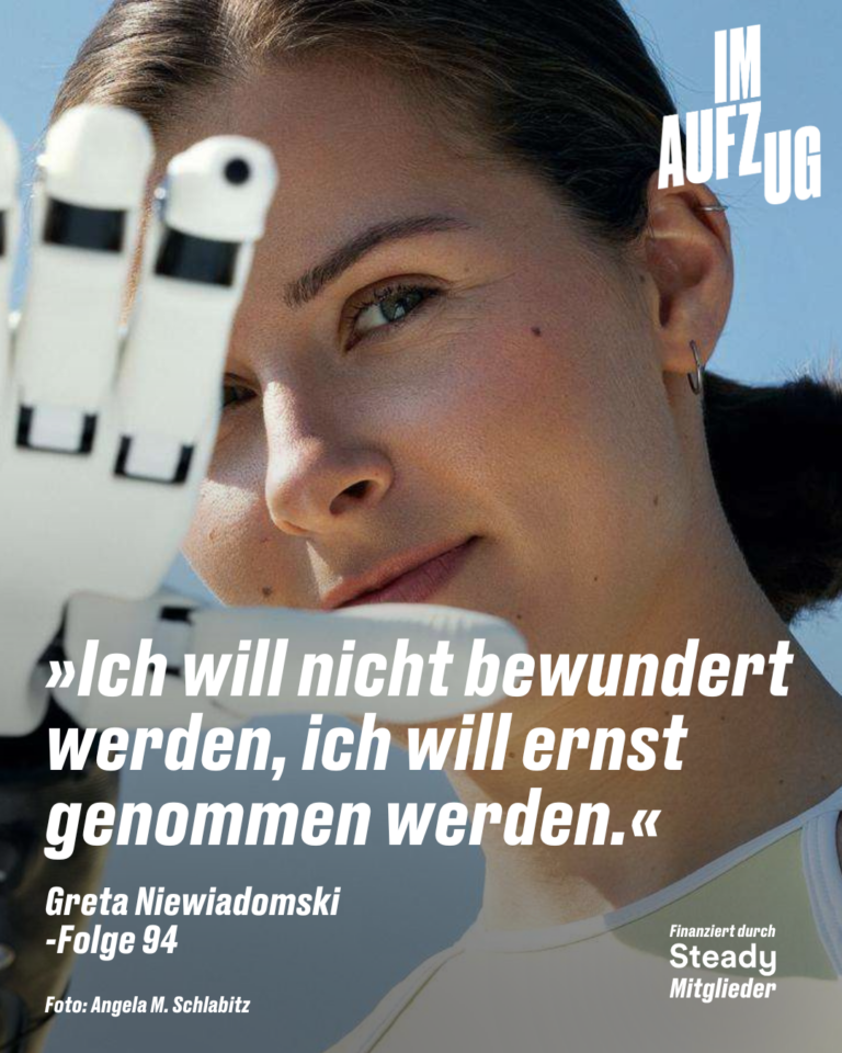 Im Aufzug mit Greta Niewiadomski